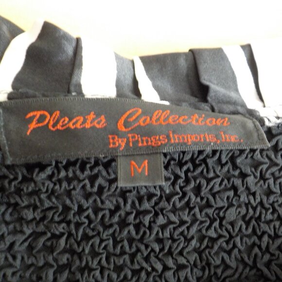 Shirt Jacket - Vintage - Medium -Button Down - Ruffle - Black/White (480) - Picture 3 of 6